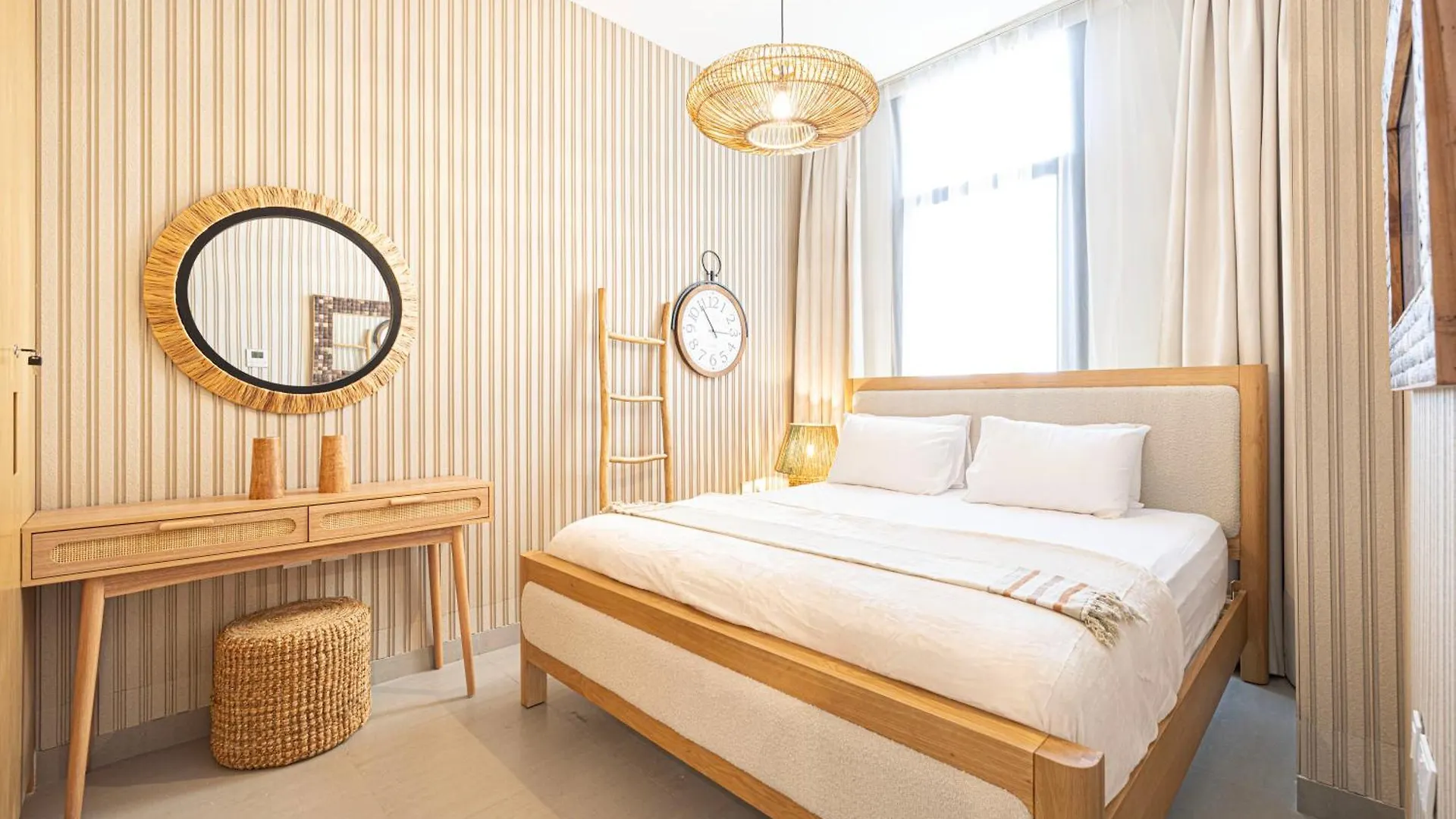 Desert Nights By Blue Cloud Holidays Sharjah Apartment